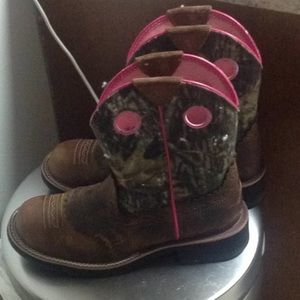 ARIAT women boots